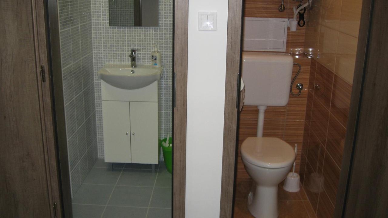 Hz Apartman Miskolc Leilighet Eksteriør bilde